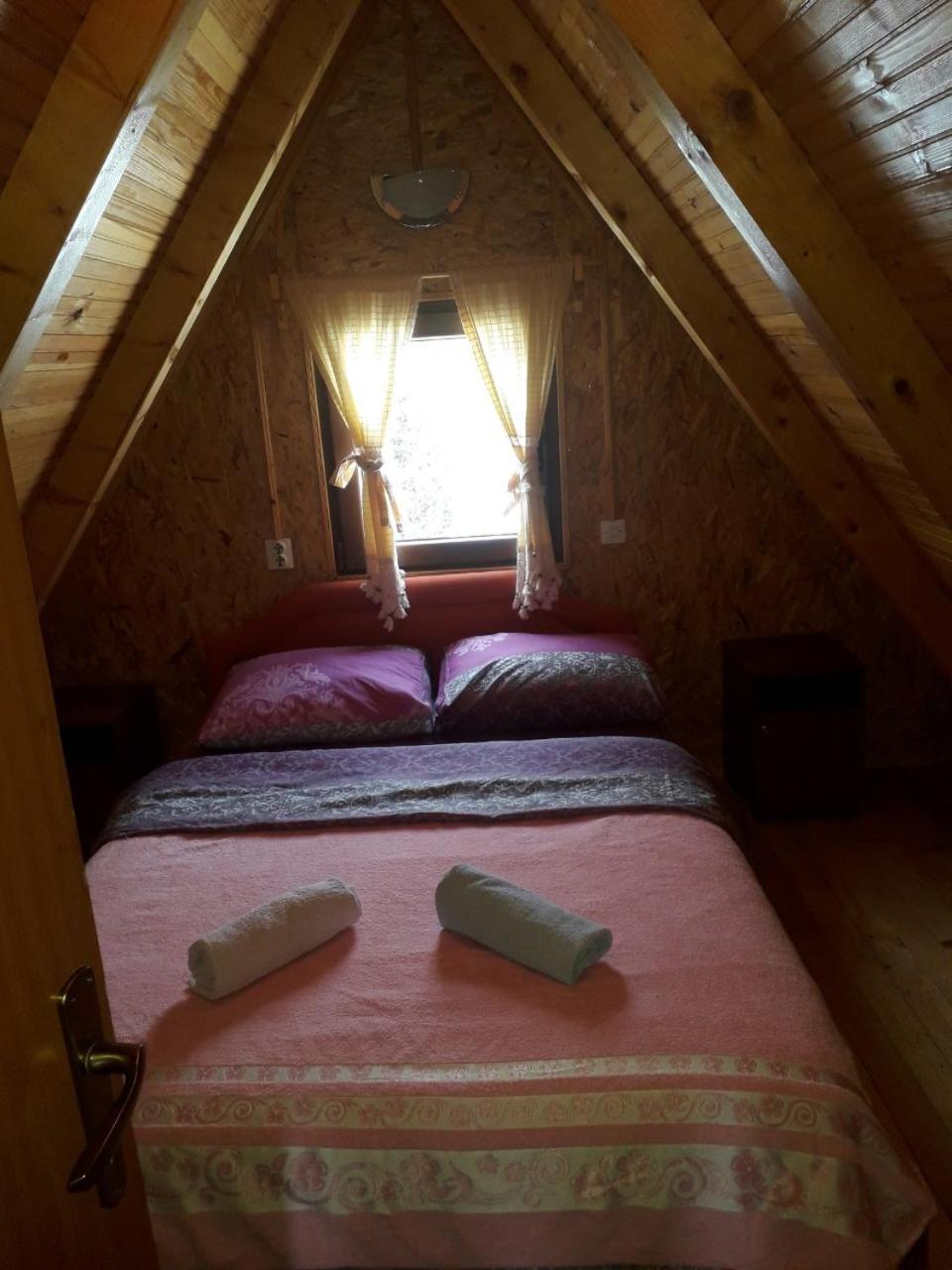 杜米托尔别墅山林小屋 *